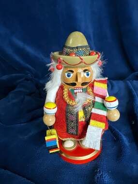 December Home Mexican Chubby Nutcracker with Sombrero and Maracas